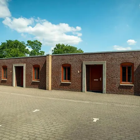 Landal Kasteeldomein De Cauberg Валкенбург