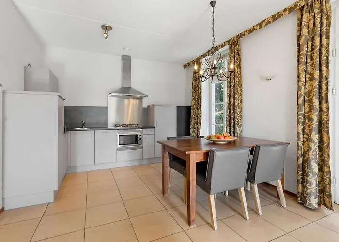 فندق Landal Kasteeldomein De Cauberg Valkenburg aan de Geul